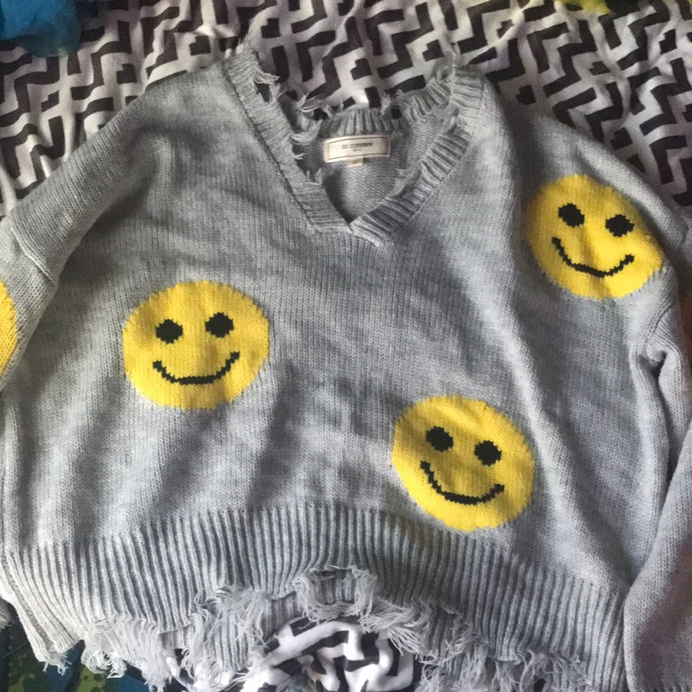 No comment smiley face sweater